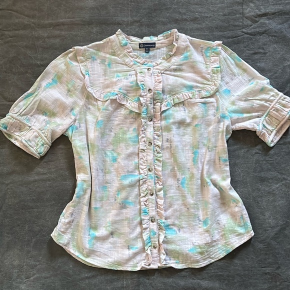 Democracy Tops - Democracy Elbow Sleeve button down ruffle trim yoke woven shirt/top XL
